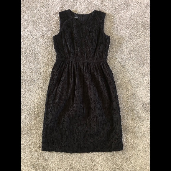 TALBOTS 100%Cotton Dress size 2 Textured Flowers  black Classic - Picture 3 of 13